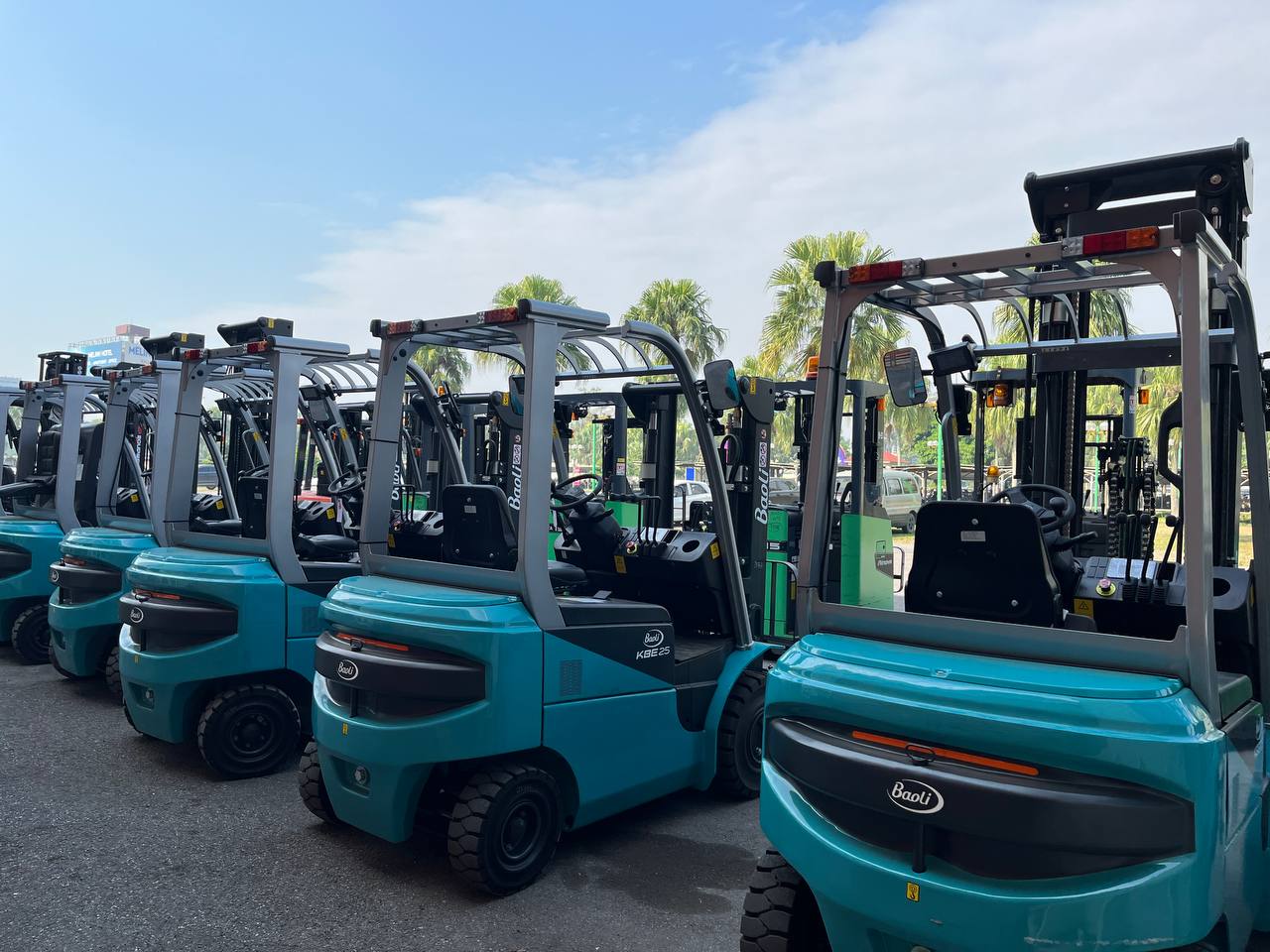 Xe nâng điện Baoli KBE