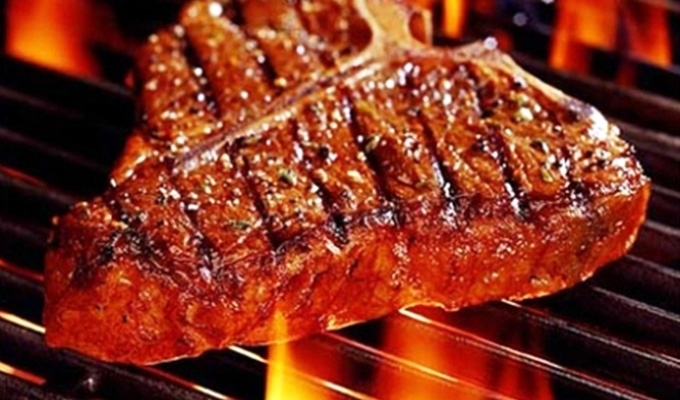 Bò tái kiến đốt: món ăn “chuẩn” hương vị Tam Đảo