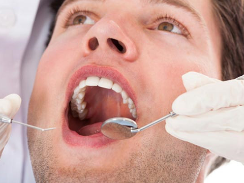 Mắc bệnh tiểu đường ảnh hưởng tới răng miệng ?