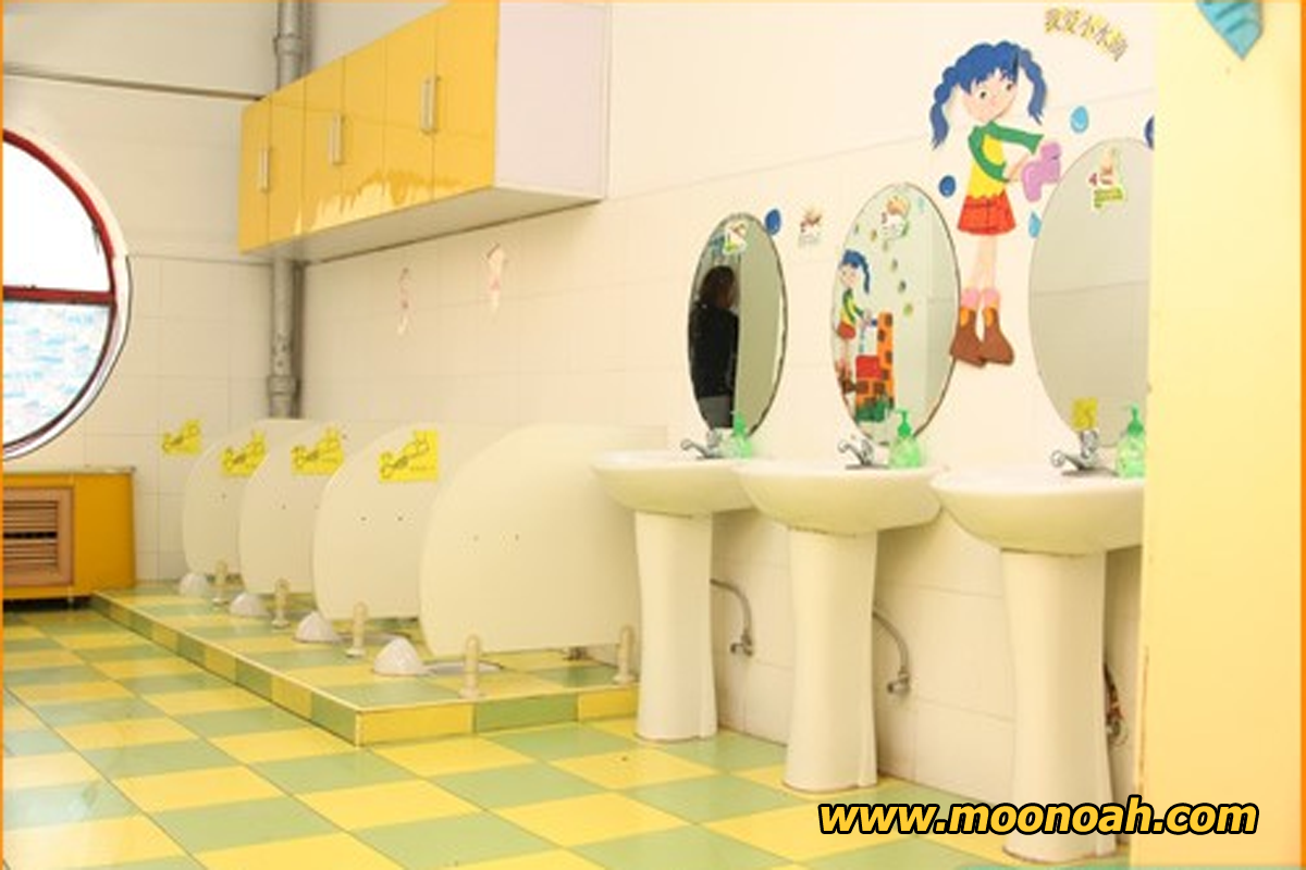 Những tiêu chí thiết kế nhà vệ sinh trường mầm non đạt chuẩn | MOONOAH