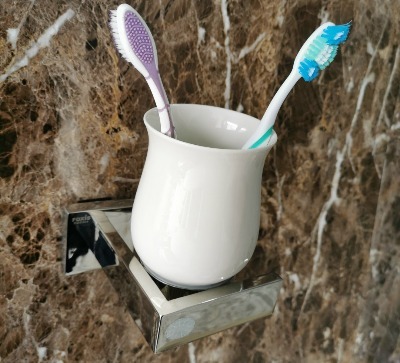 Kệ đựng bàn chải đánh răng nhà tắm FX-7806