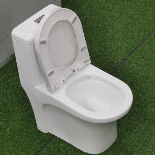 Bồn cầu liền khối men nano kháng khuẩn MN-1220