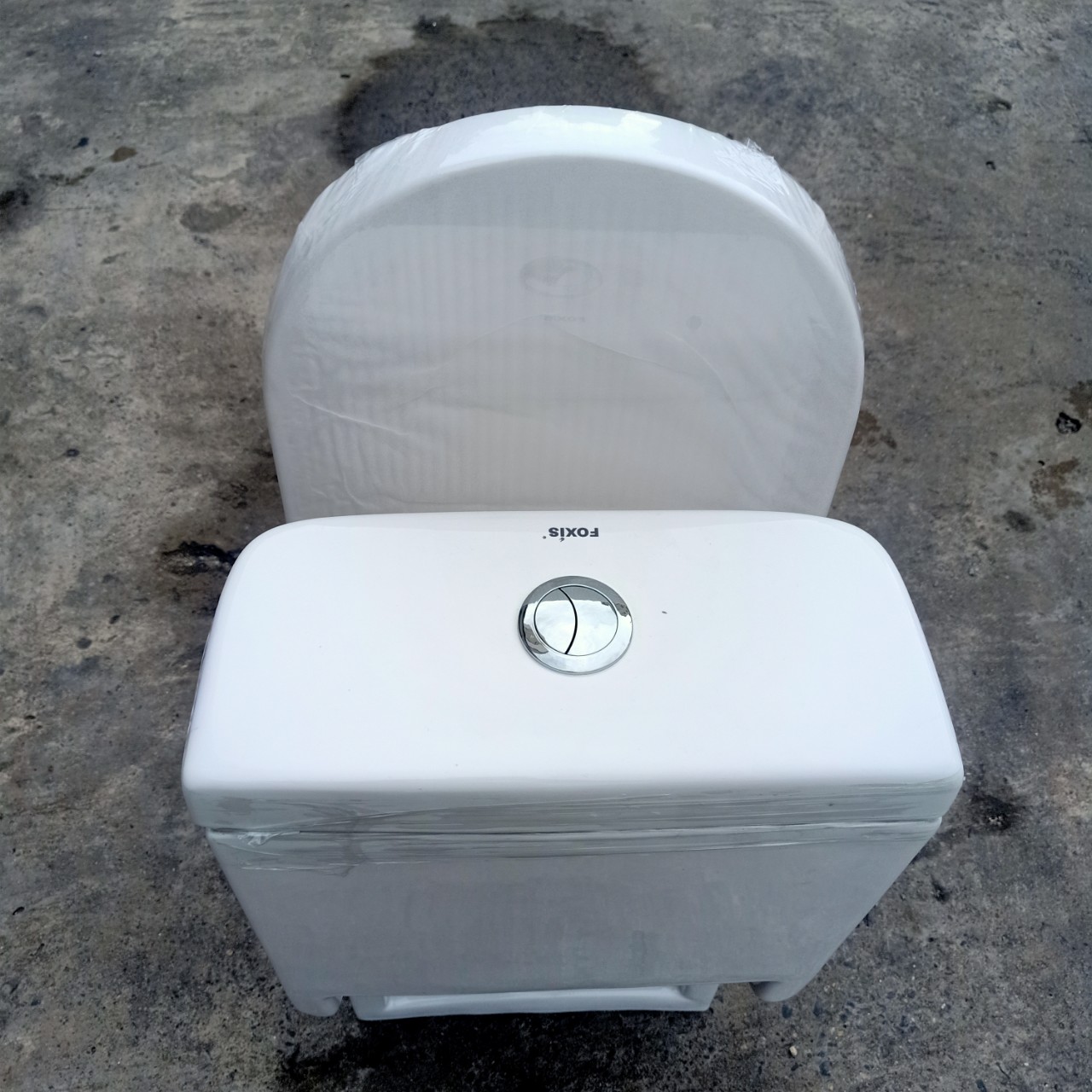 Bồn cầu thoát ngang FOXIS FX-1305N