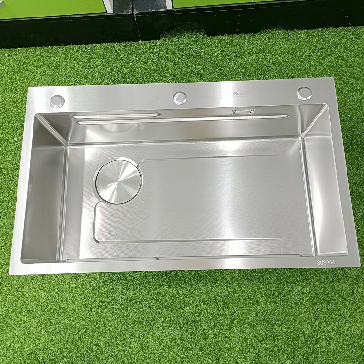 Chậu rửa bát 1 hố GRÜNDER kích thước 80 x48cm GR-8048C