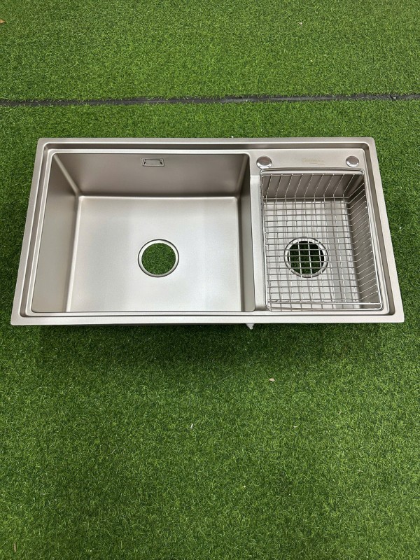 Chậu rửa bát 2 hố 1 chính 1 phụ thông minh thương hiệu GRÜNDER kích thước 83 x47cm