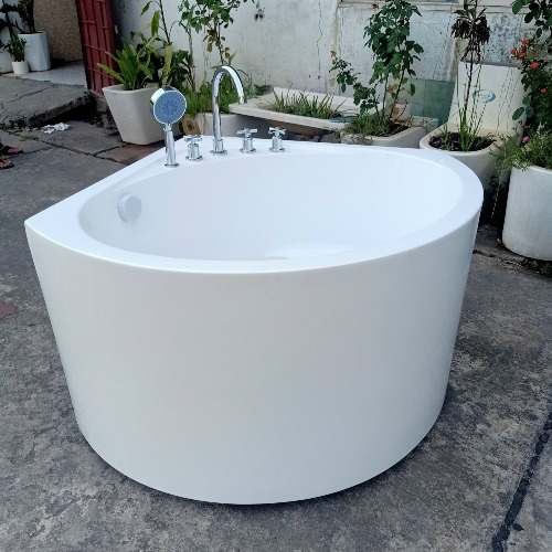 Bồn tắm góc nhỏ 1m