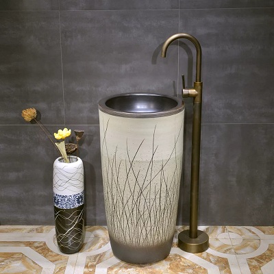 Chậu rửa mặt lavabo chân đứng ban công, ngoài trời