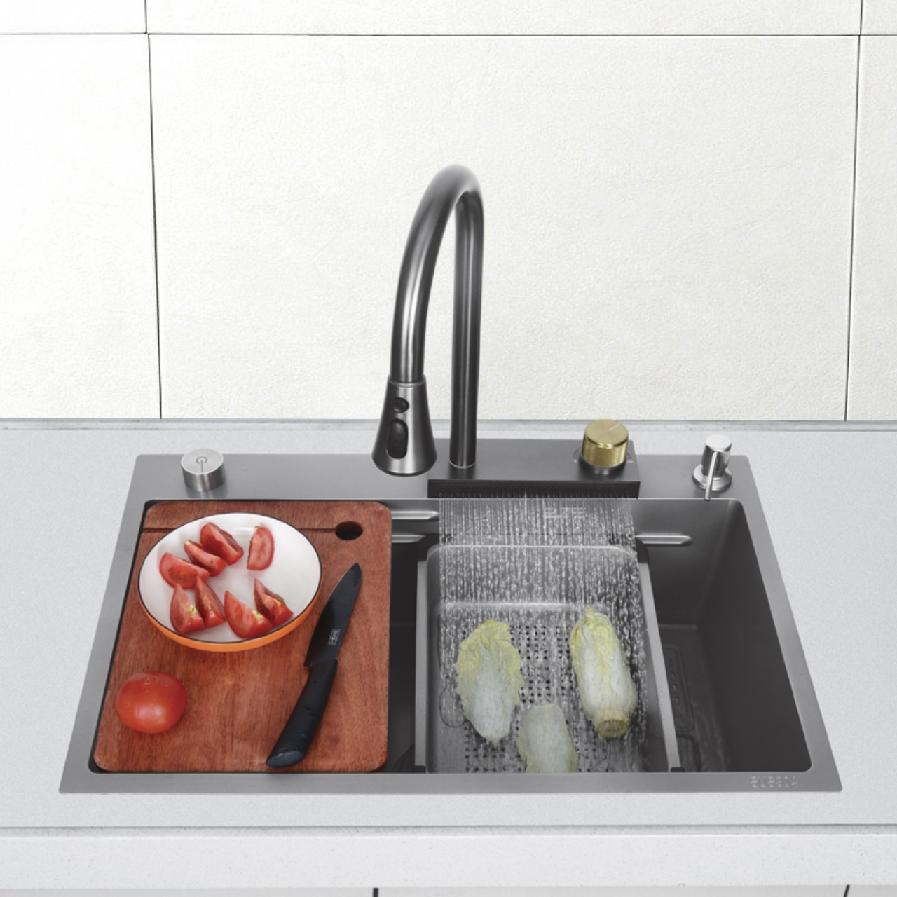 Combo chậu vòi thác rửa bát 1 hố cỡ lớn nano Kích thước 80x45 thương hiệu GRÜNDER