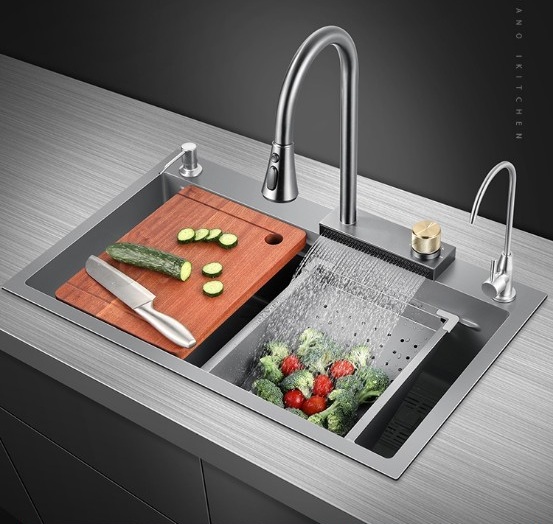 Combo chậu vòi thác rửa bát 1 hố cỡ lớn nano Kích thước 80x45 thương hiệu GRÜNDER