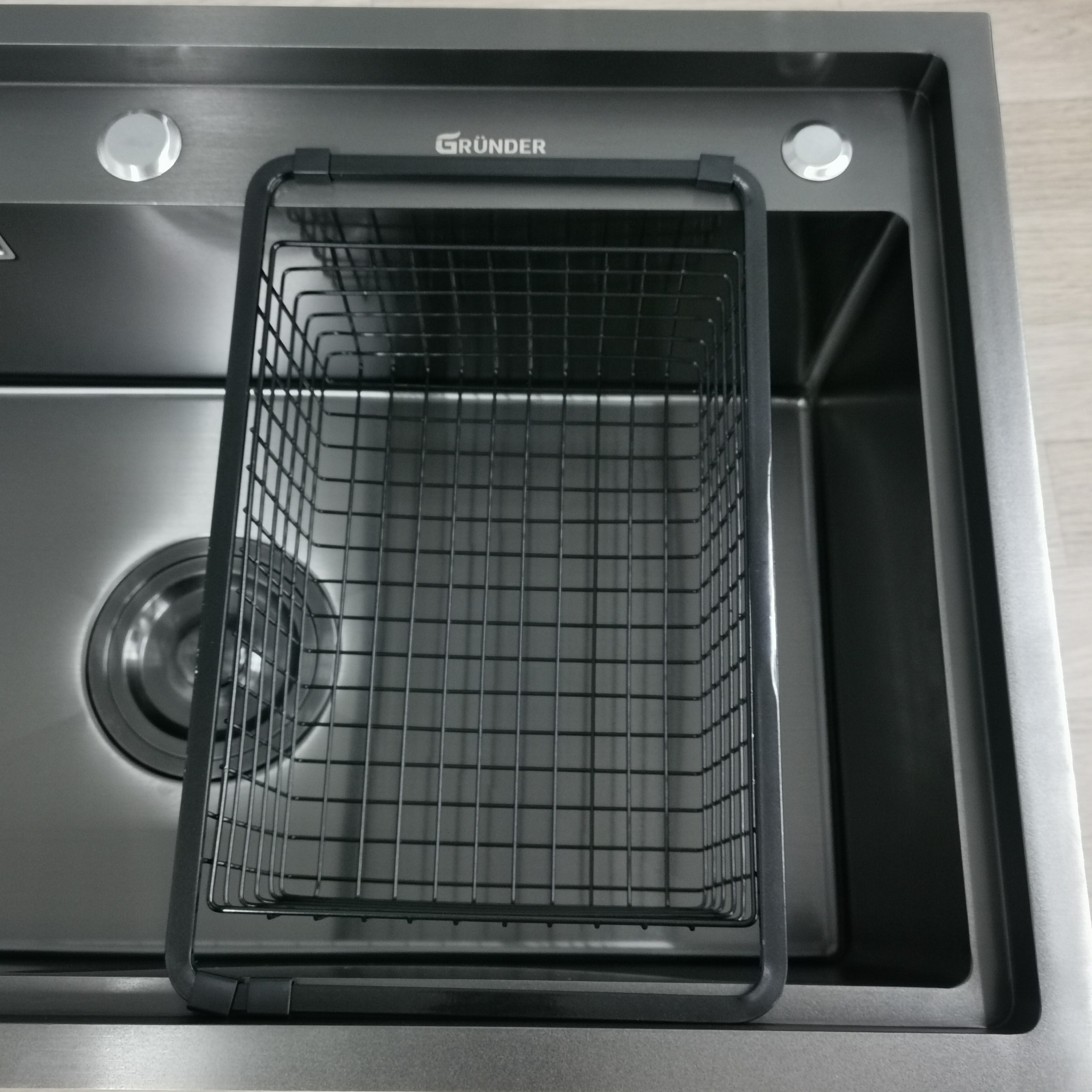 Chậu rửa bát 1 hố cỡ lớn Kích thước 78x46 thương hiệu GRÜNDER