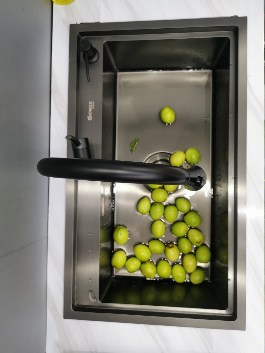 Chậu rửa bát 1 hố cỡ lớn Kích thước 78x46 thương hiệu GRÜNDER