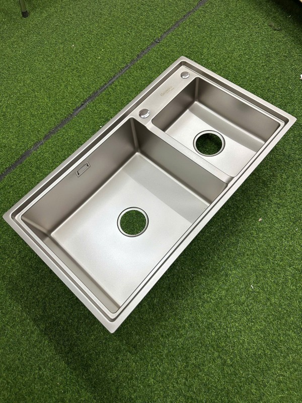 Chậu rửa bát 2 hố 1 chính 1 phụ thông minh thương hiệu GRÜNDER kích thước 83 x47cm
