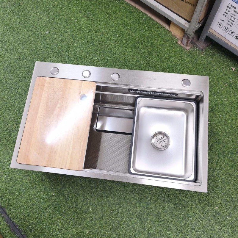 Chậu thác rửa bát 1 hố Kích thước 75x46 thương hiệu GRÜNDER