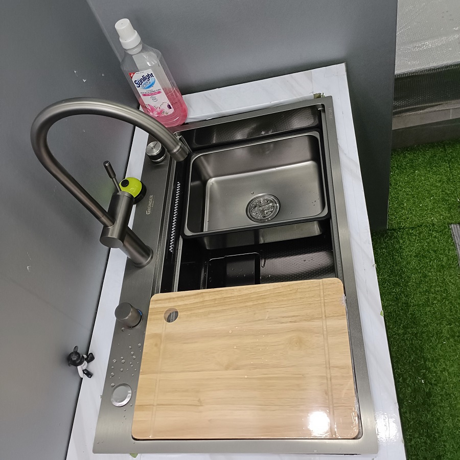 Chậu vòi thác Gründer bản nâng cấp mẫu mới thiết kế phần thác độc lập phần vòi