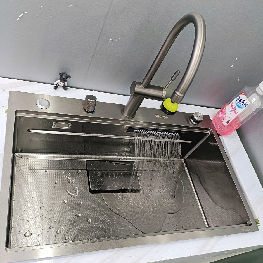 Chậu vòi thác Gründer bản nâng cấp mẫu mới thiết kế phần thác độc lập phần vòi