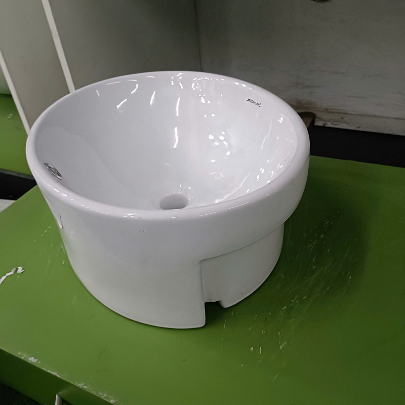 Thanh lý dọn kho chậu rửa mặt lavabo MN-C301
