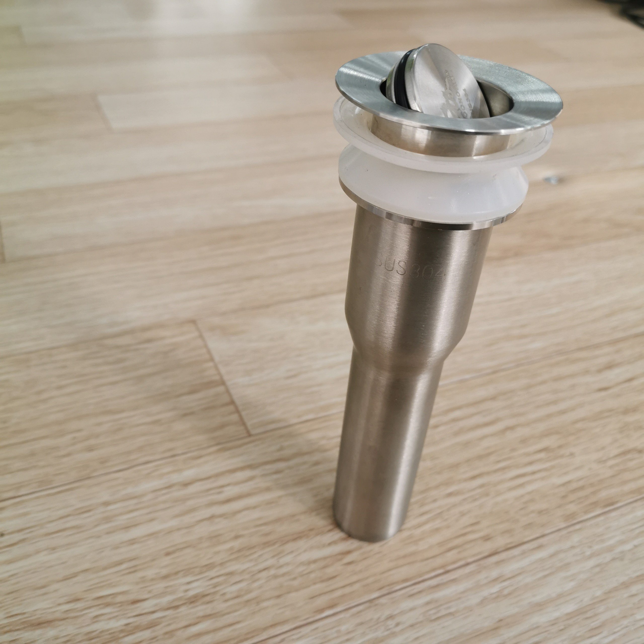 Đầu xiphong thoát nước inox 304 dạng lật MN-901