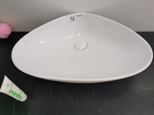 Chậu rửa mặt lavabo MN-C325A
