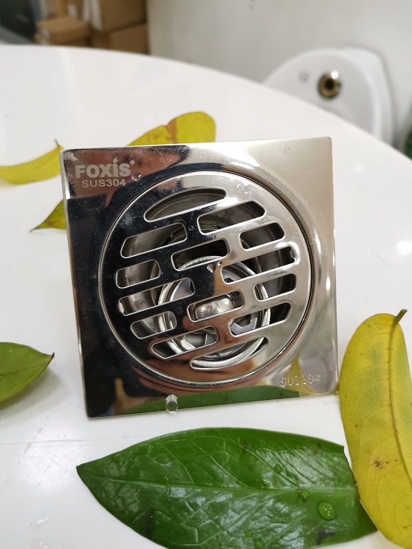 Thoát sàn chống mùi và côn trùng Foxis FX-T60 (100x100mm)