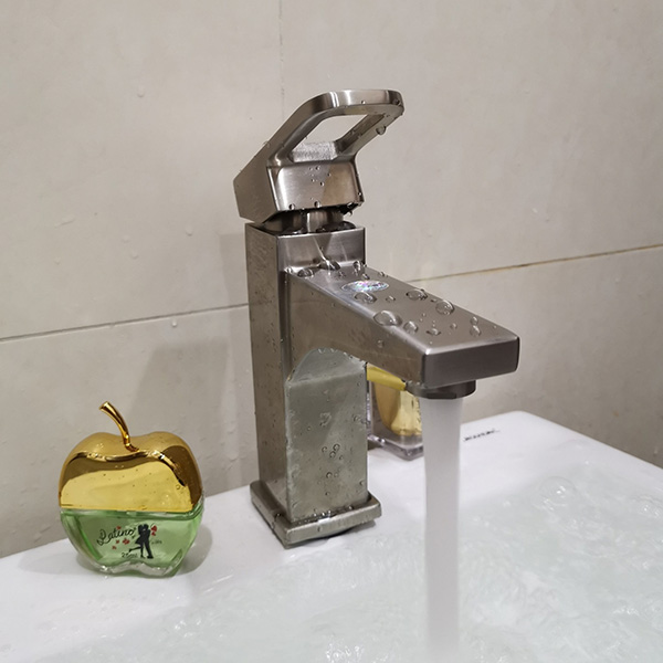 Vòi lavabo inox 304 MN-105