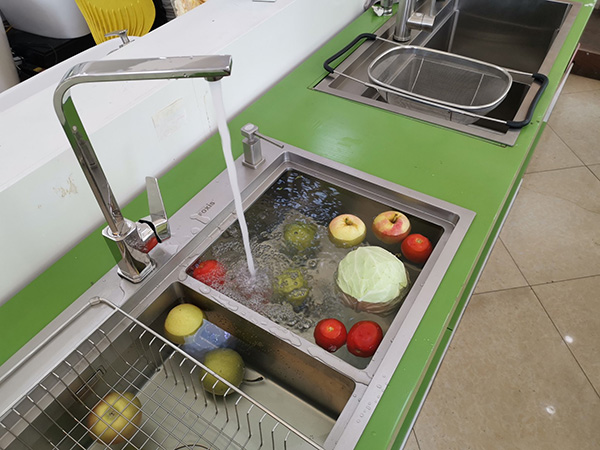 Vòi chậu rửa chén nóng lạnh FX-621C