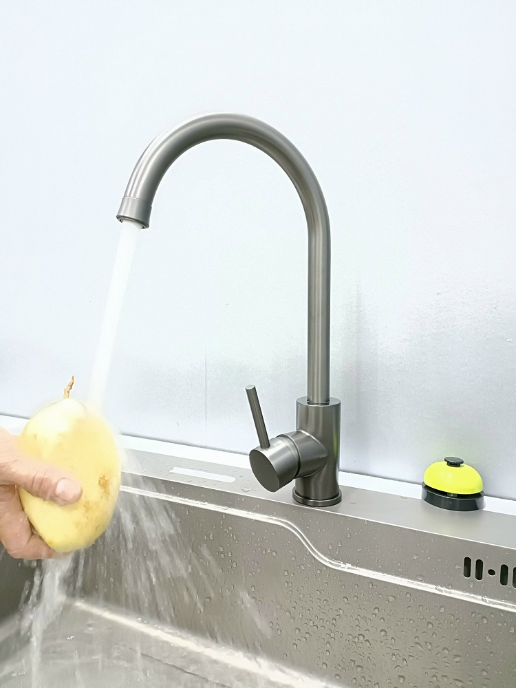 Vòi chậu rửa bát nóng lạnh GRÜNDER GR-635-1K