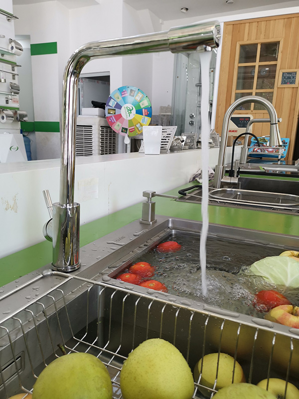 Vòi chậu rửa chén nóng lạnh FX-621C