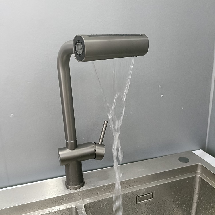 Vòi bếp loa thác hiện đại 4 chế độ xả nước mới nhất hiện nay