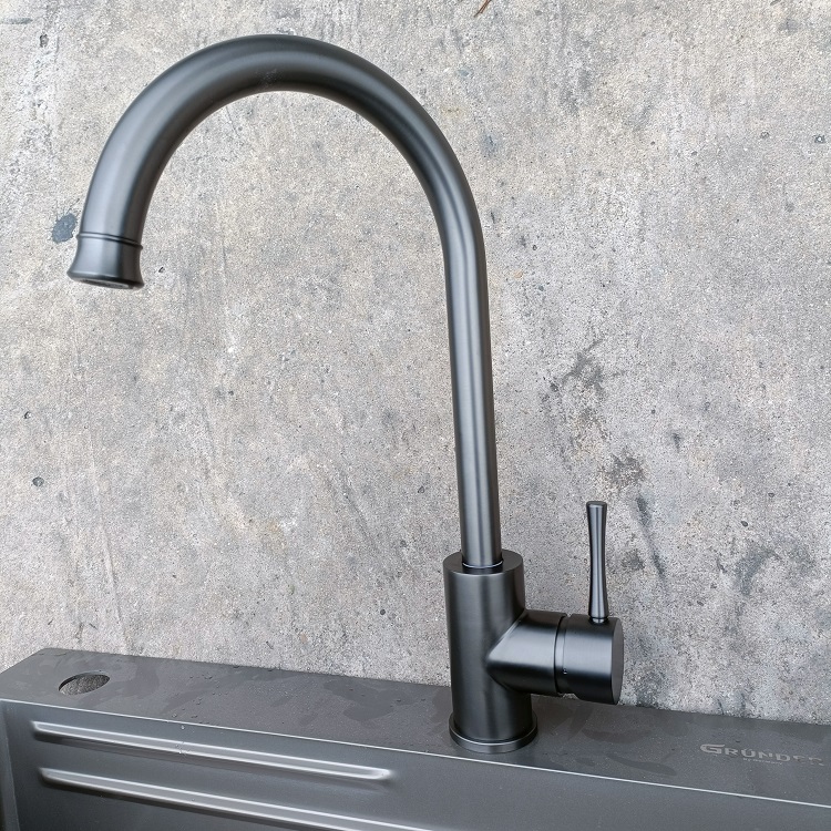 Vòi chậu rửa bát nóng lạnh GRÜNDER GR-635K