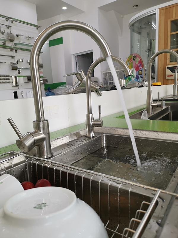 Vòi chậu rửa bát MN-2380