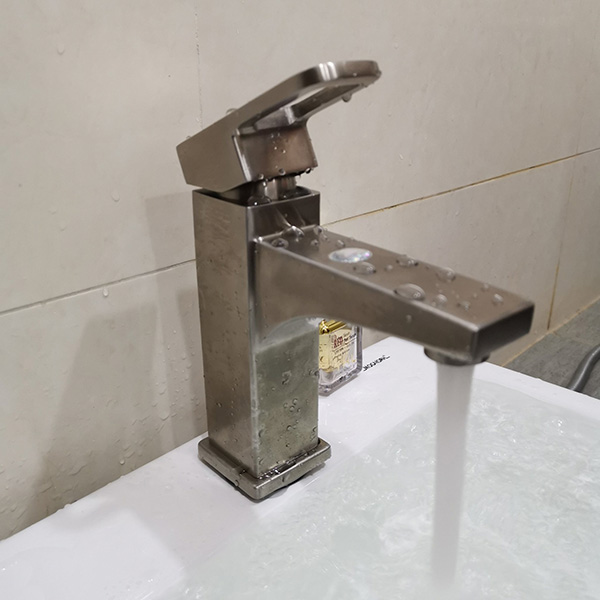 Vòi lavabo inox 304 MN-105
