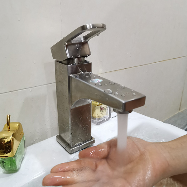 Vòi lavabo inox 304 MN-105