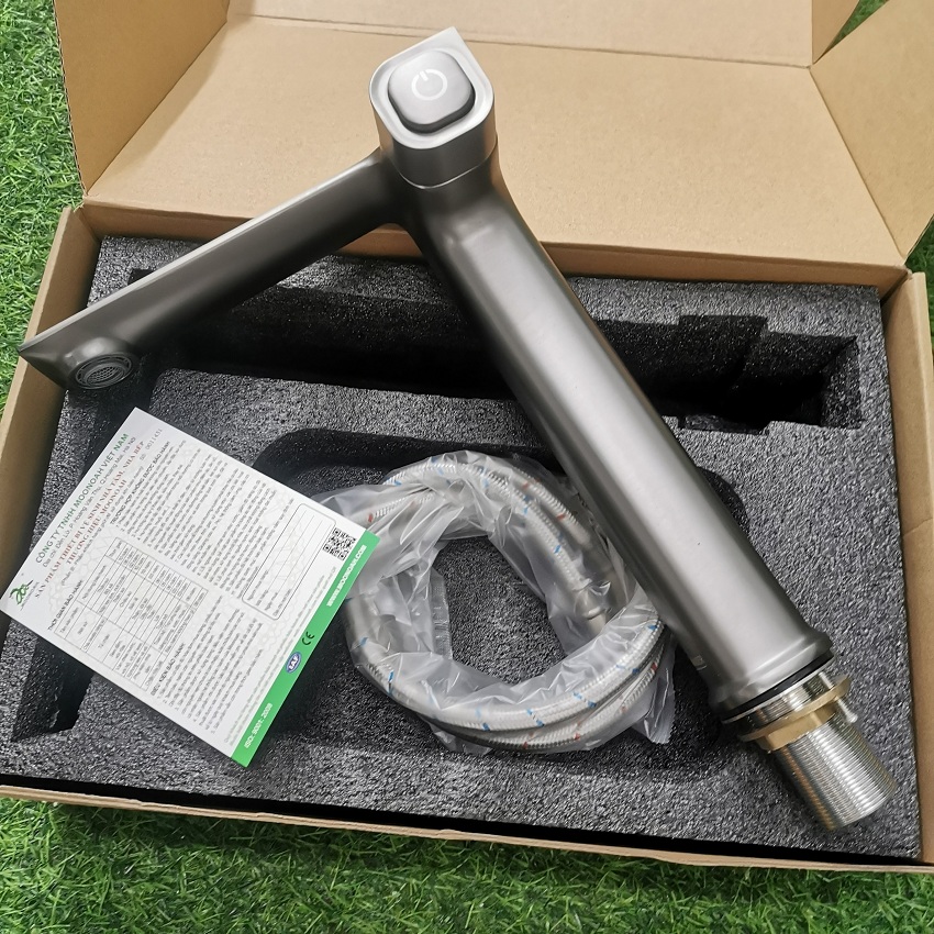 Vòi lavabo ổn định nhiệt độ mạ chân không màu ghi xám cao cấp GRÜNDER GR-VC5011KH