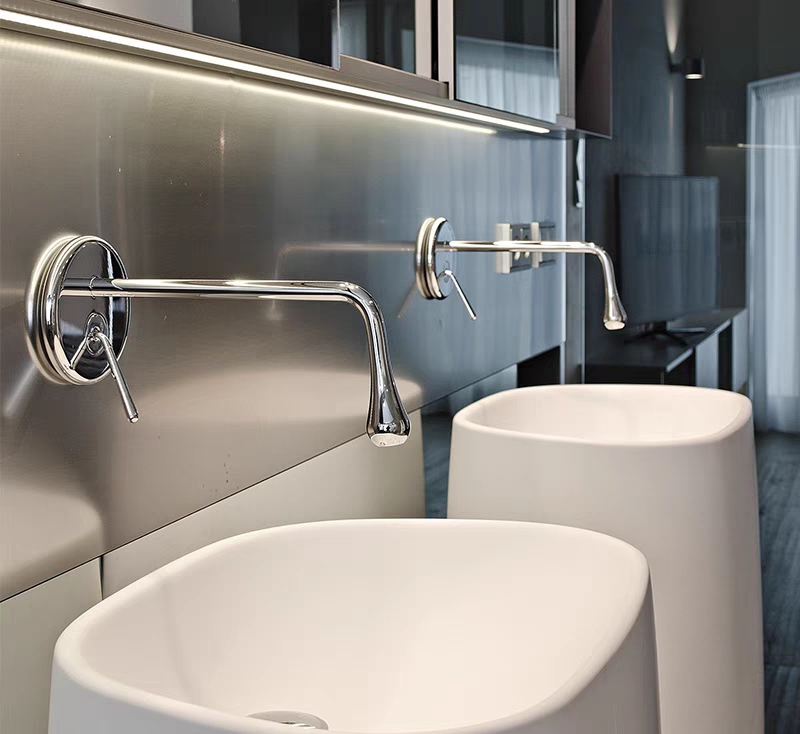 Vòi lavabo âm tường cao cấp