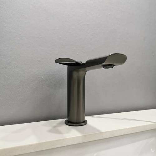 Vòi chậu rửa lavabo nóng lạnh mạ chân không màu ghi xám cao cấp GRÜNDER GR-VC5012K