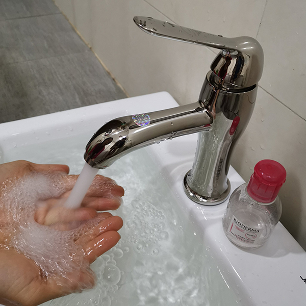 Vòi lavabo inox bóng MN-668G