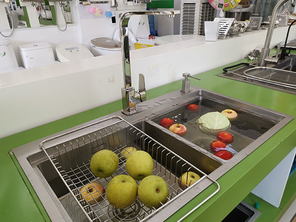 Vòi chậu rửa chén nóng lạnh FX-621C