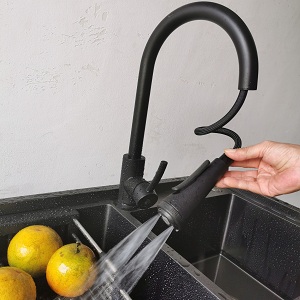 Vòi bếp 4 chức năng xả nước mới nhất hiện nay