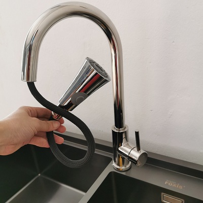 Vòi rửa bát dây rút FX-618C cho gian bếp hiện đại