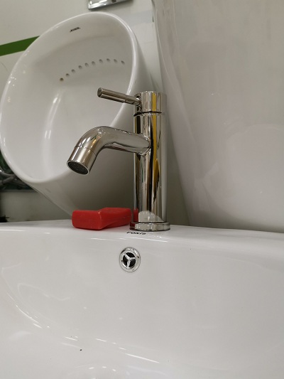 Vòi lavabo nóng lạnh inox 304 Bóng gương FX-523V