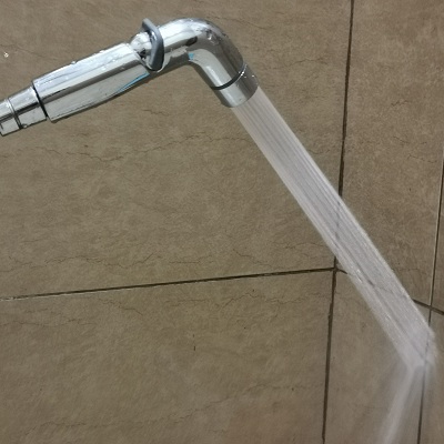 Xịt vệ sinh bồn cầu điều chỉnh áp lực nước thông minh