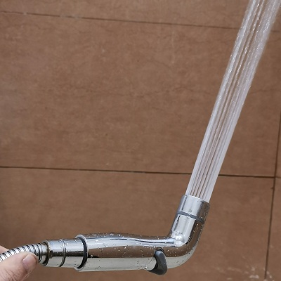 Xịt vệ sinh bồn cầu điều chỉnh áp lực nước thông minh