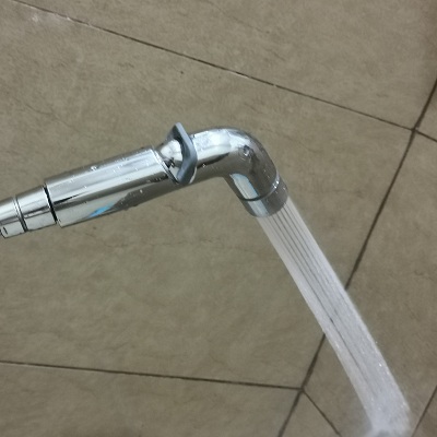 Xịt vệ sinh bồn cầu điều chỉnh áp lực nước thông minh