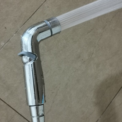 Xịt vệ sinh bồn cầu điều chỉnh áp lực nước thông minh