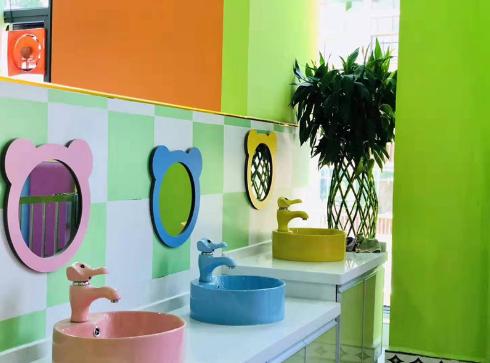 Chậu lavabo trẻ em Moonoah màu xanh dương MN- C228BL cho trường học mầm non