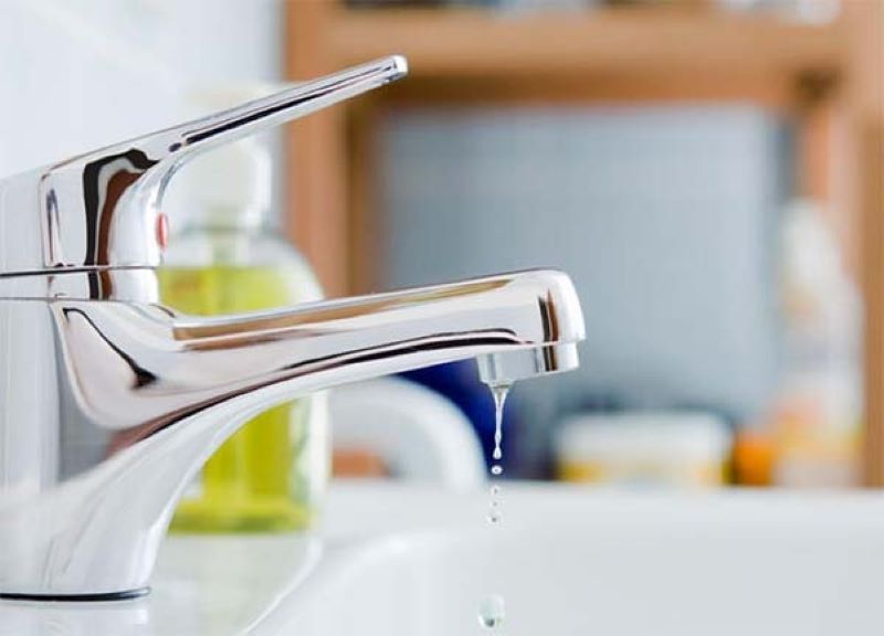 Cách sửa vòi nước bị rò rỉ đơn giản, nhanh chóng Cách sửa vòi nước bị rò rỉ đơn giản, nhanh chóng