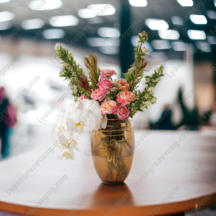 Bình hoa pha lê vàng sang trọng Egermann