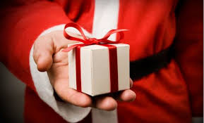 Mách bạn giáng sinh nên tặng quà gì cho mọi người ý nghĩa nhất