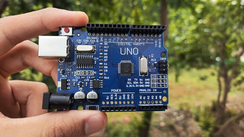 Arduino Uno là gì? Khám phá bộ mạch nhỏ bé nhưng đầy quyền năng