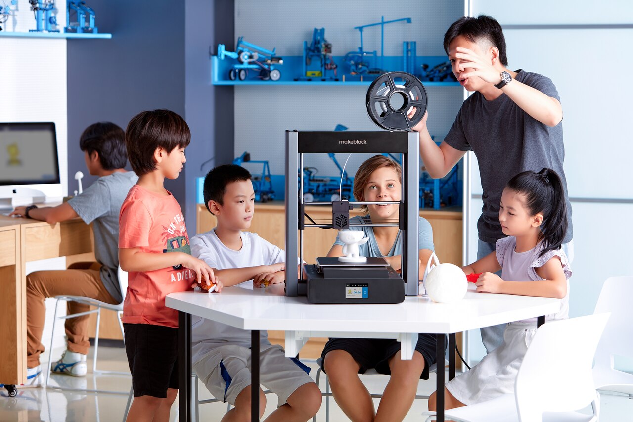 Máy in 3D Makeblock nền tảng của nghề nghiệp Stem